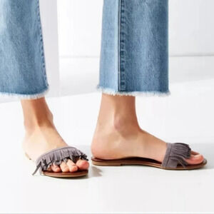 Urban Outfitters  Jeffery Cambell Easy Fringe sandals SZ 7.5